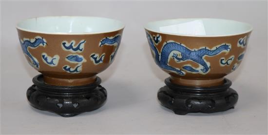 A pair of Chinese cafe au lait glazed dragon bowls Diameter 10.5cm.